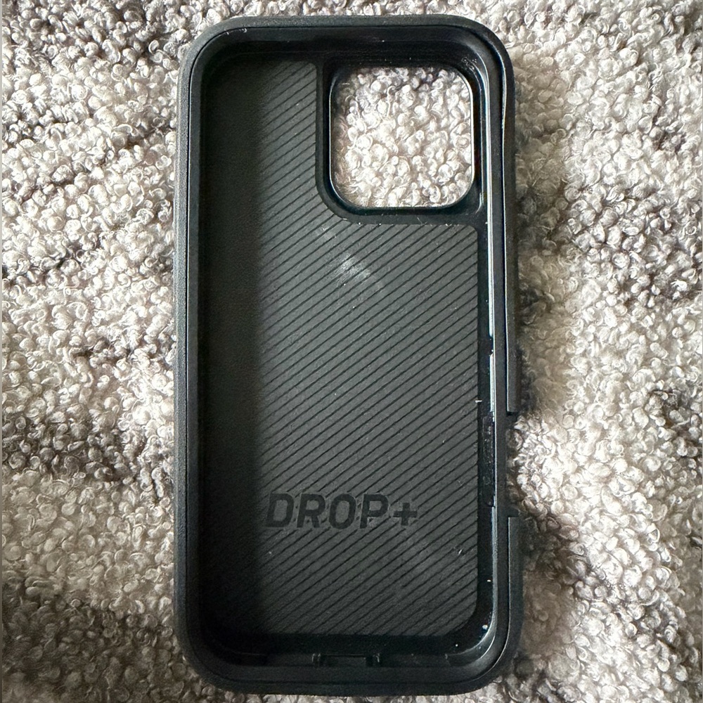 Otterbox case - Picture 2 of 2